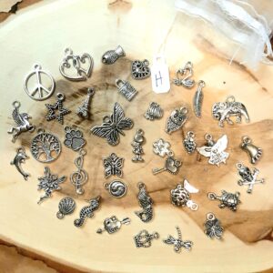 Multiple Piece Charm Casting Set | Divination Set | Cleromancy Set | Divination Doodads | Bag of Charms | Charm Oracle | Mini Edition