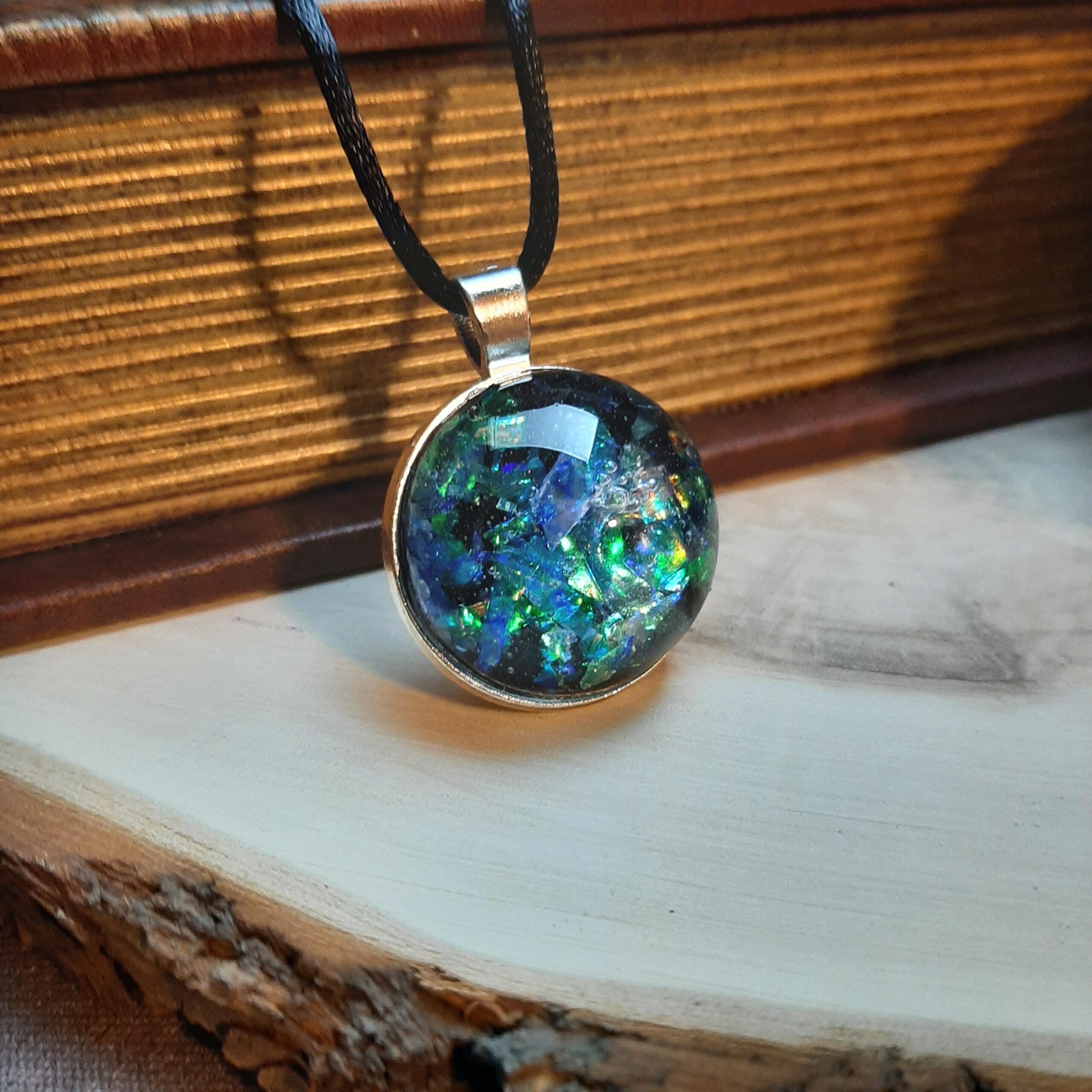 Witch Mirror Scrying Divination Pendant Necklace, Hexenspiegel, Mesmer, Witchcraft, Witchy, Psychic, Talisman, Amulet, Protection, Defense - Image 2